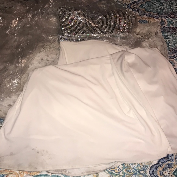 Ed Young prom dress - Picture 3 of 6